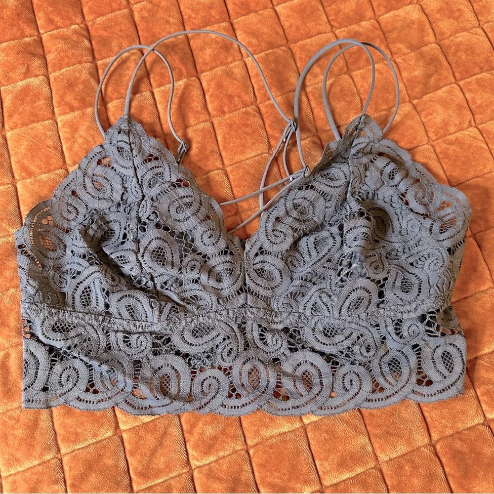 Victoria’s Secret navy bralette